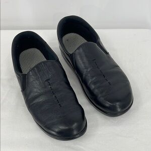 SAS WOMENS SIZE 9  Black Leather Slip-On Shoes